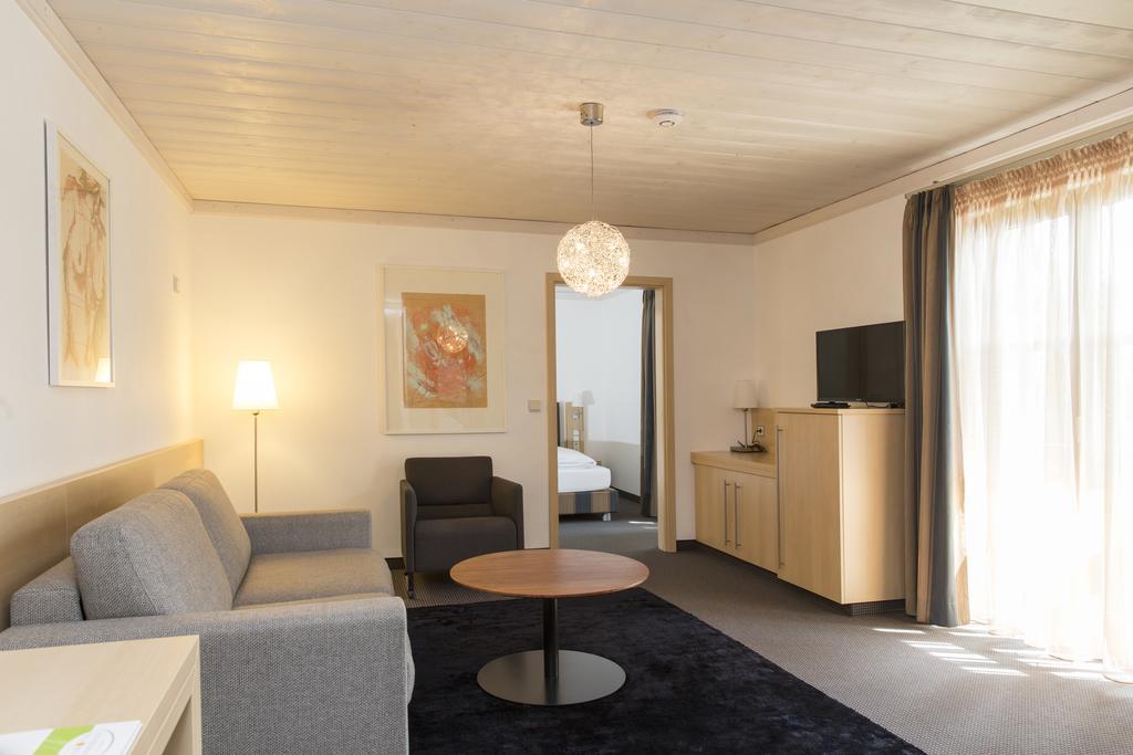 Landhotel Groenenbach Bad Grönenbach Екстериор снимка